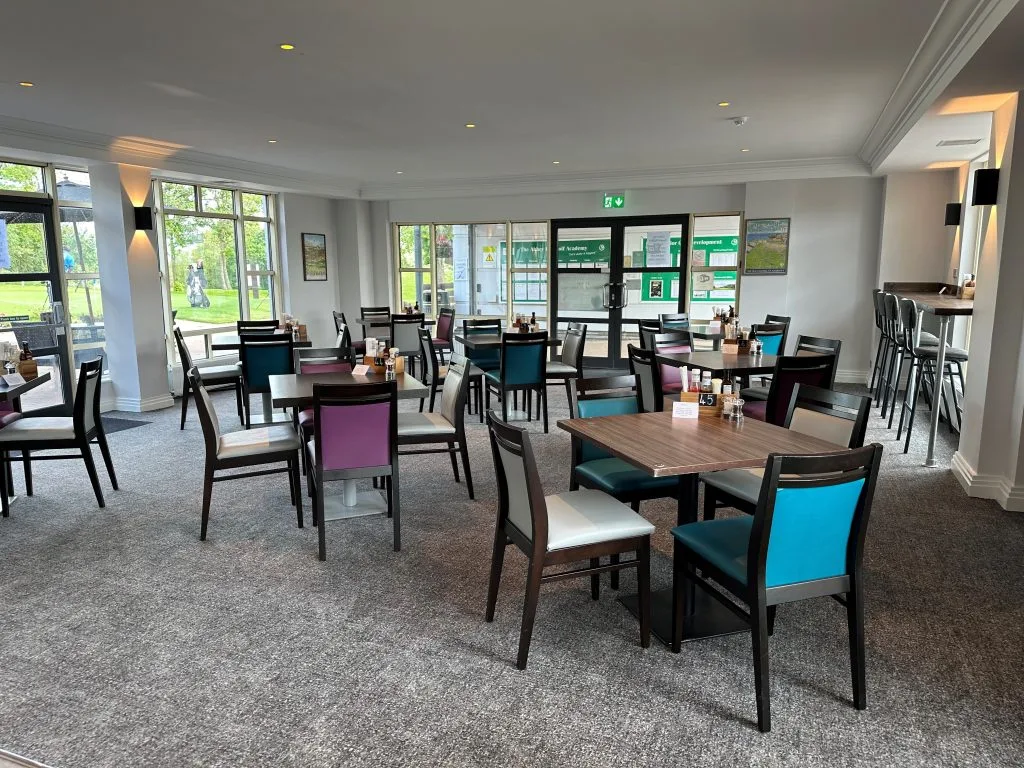 spacious restaurant and bar in milton keynes